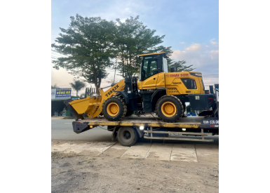 Xe Xúc Lật TS942KH
