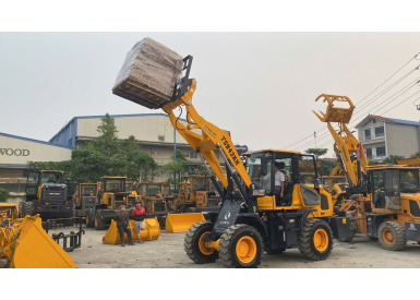 Xe Xúc Lật Đa Năng TS942KH