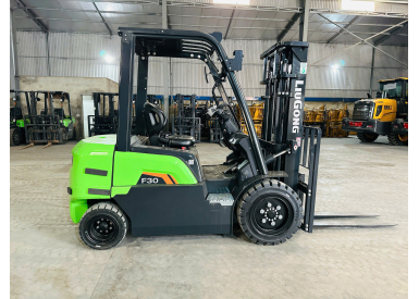 Xe Nâng Điện 3 Tấn Cao 4M