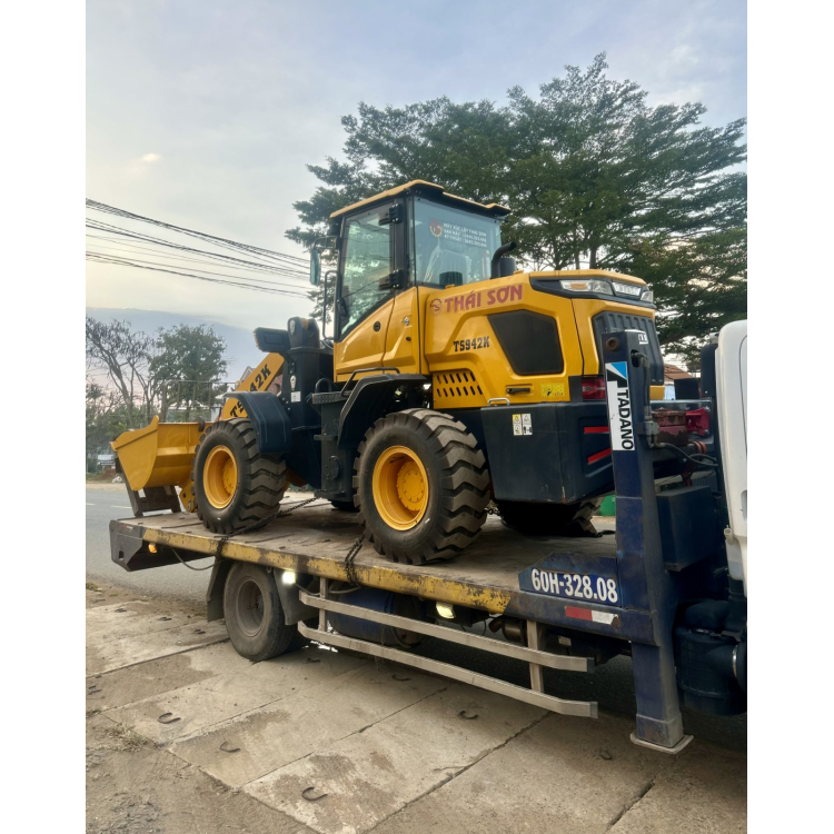 Xe Xúc Lật TS942KH